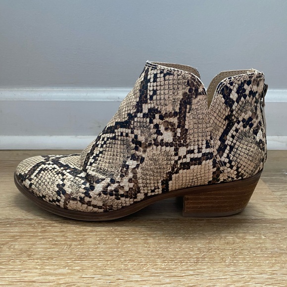 Michael by Michael Shannon Snake Booties - Picture 7 of 12